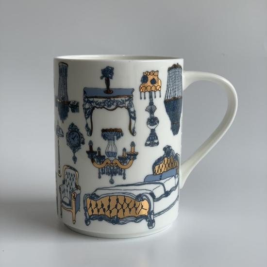 Porcelain Mug – Vintage Motif