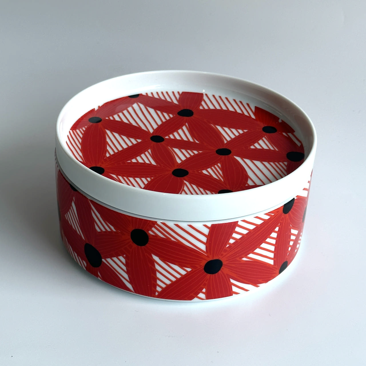 Scandi RED Tiffin - Jasminum